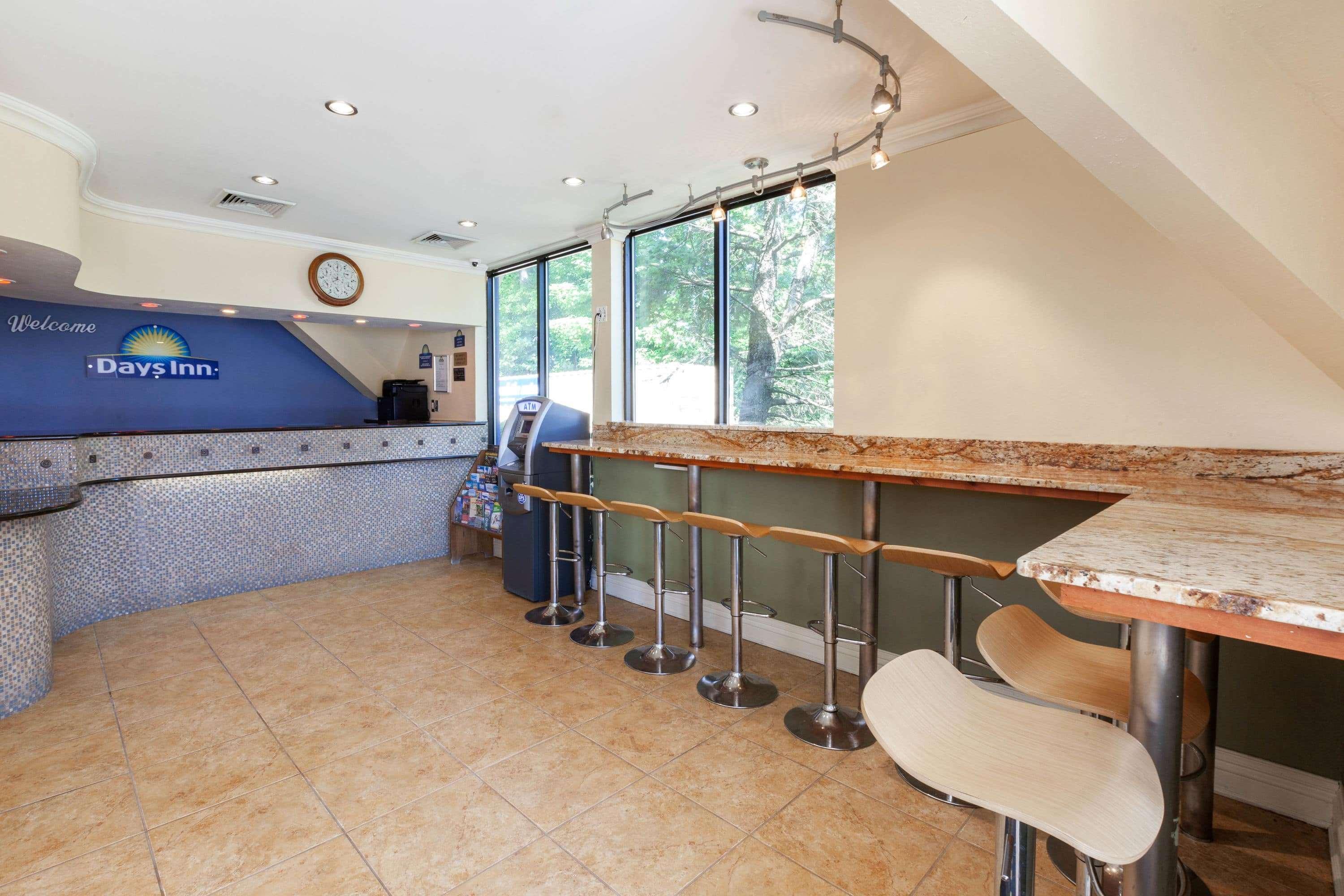 Days Inn By Wyndham Nanuet / Spring Valley Zewnętrze zdjęcie