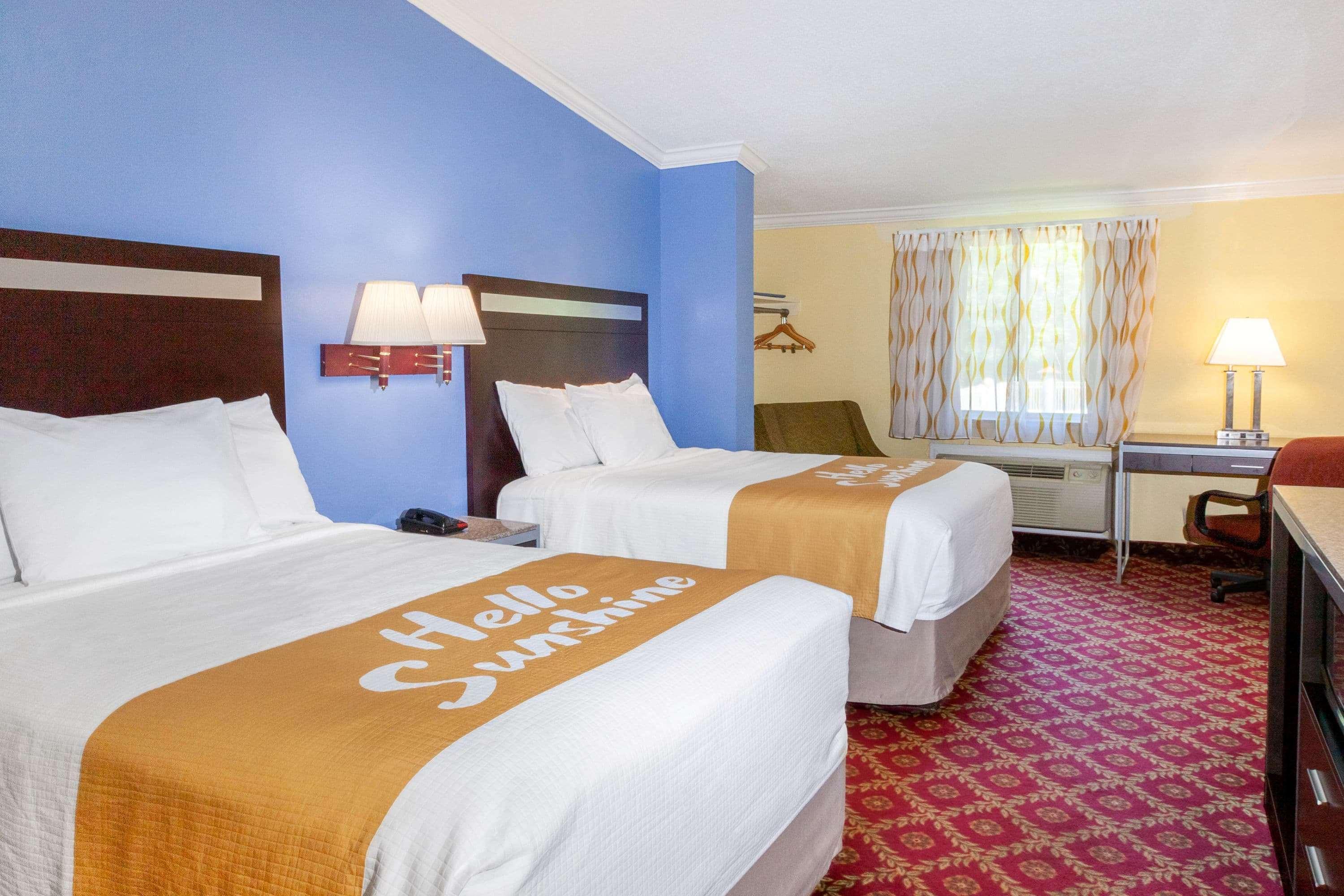 Days Inn By Wyndham Nanuet / Spring Valley Zewnętrze zdjęcie