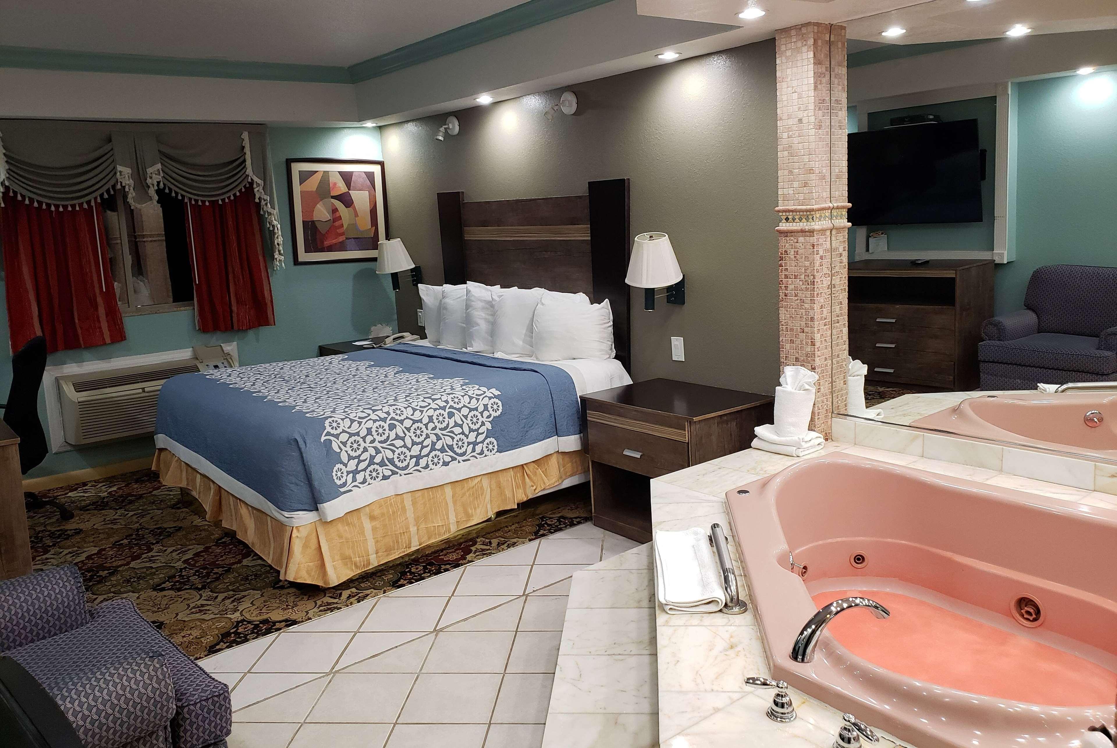 Days Inn By Wyndham Nanuet / Spring Valley Zewnętrze zdjęcie